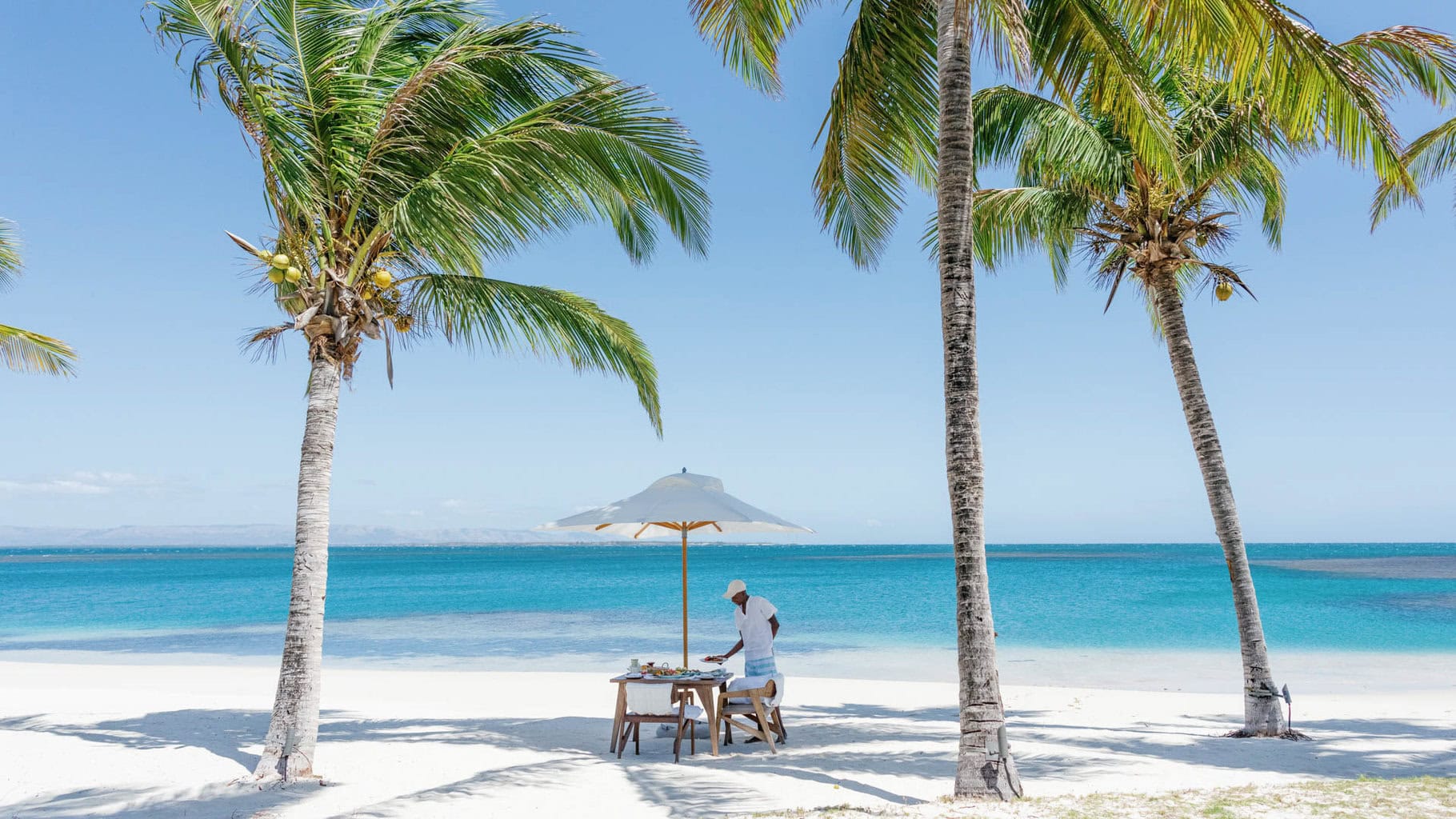 Miavana_Beach_Breakfast_©_Oliver_Fly_Photography-27